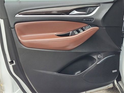 Used 2019 Buick Enclave Avenir w/ Avenir Technology Package image 22