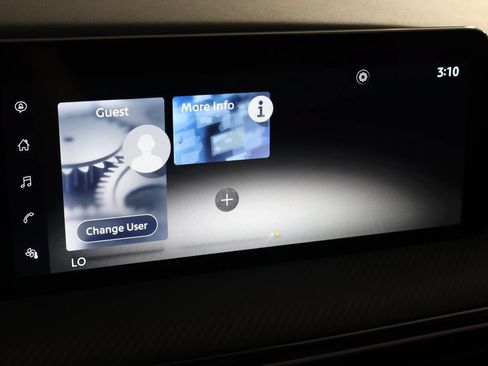 Used 2025 Nissan Kicks SR FWD image 28