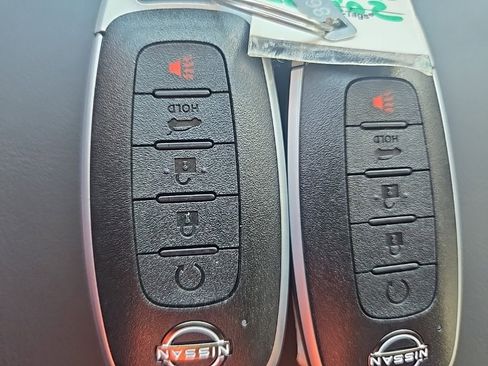 New 2025 Nissan Pathfinder SV w/ Black Appearance Package image 42