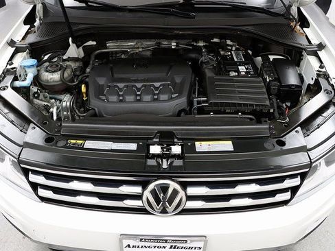 Used 2020 Volkswagen Tiguan SE AWD/4WD image 27