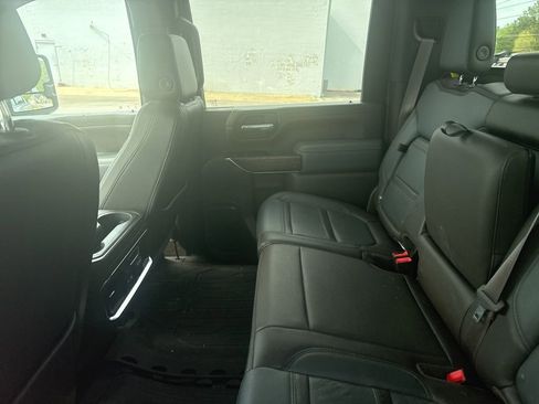 Used 2023 GMC Sierra 2500 Denali w/ Denali Ultimate Package AWD/4WD image 9