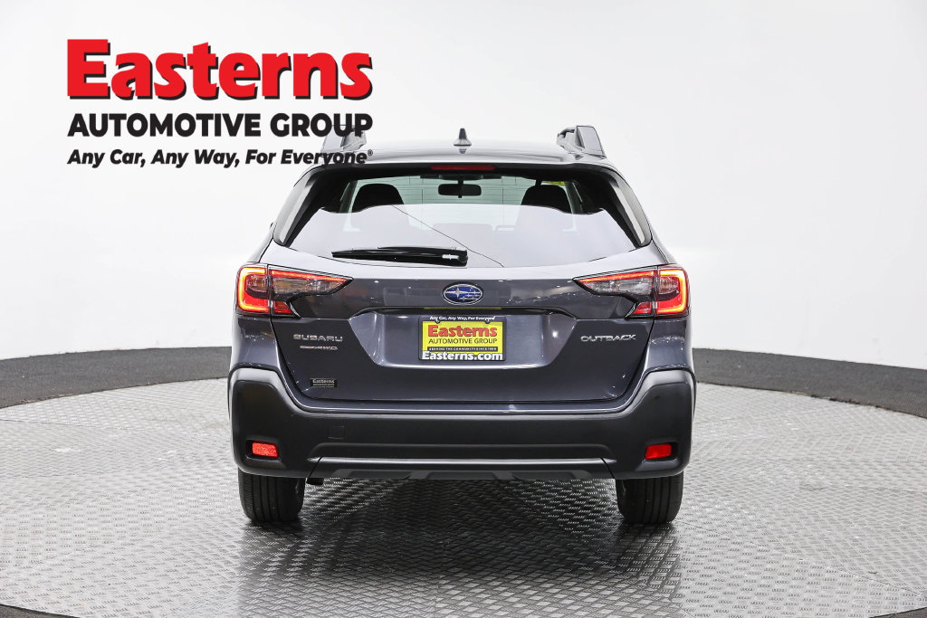 Used 2023 Subaru Outback Premium AWD/4WD image 7