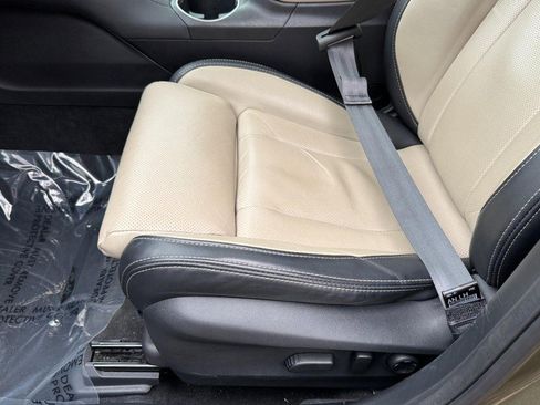 Used 2024 Subaru Outback Limited image 25