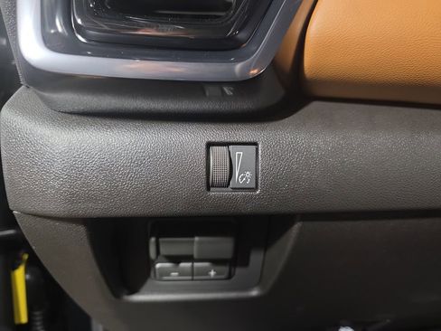 New 2026 GMC Canyon AT4 image 24