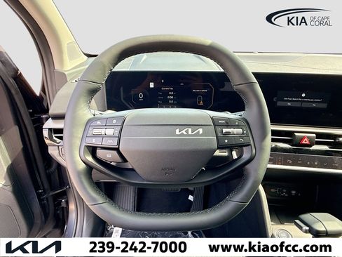 New 2026 Kia Sportage SX image 39