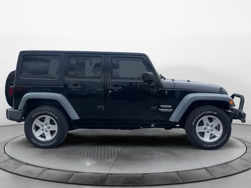 Used 2012 Jeep Wrangler Unlimited Sport image 6