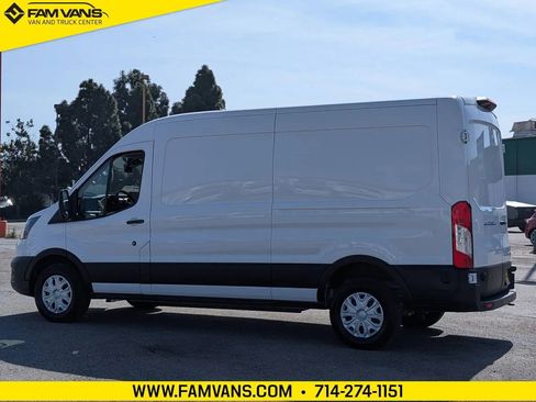 Used 2024 Ford E-Transit 148 Medium Roof RWD image 5