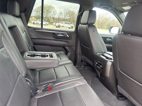 Used 2025 Chevrolet Tahoe LT AWD/4WD image 21