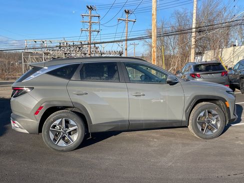 New 2026 Hyundai Tucson SEL image 2