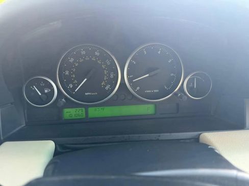 Used 2009 Land Rover Range Rover HSE image 13