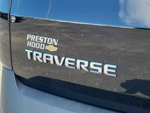 Certified 2023 Chevrolet Traverse LS FWD image 8