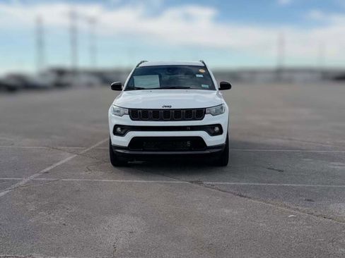 New 2026 Jeep Compass Latitude image 2