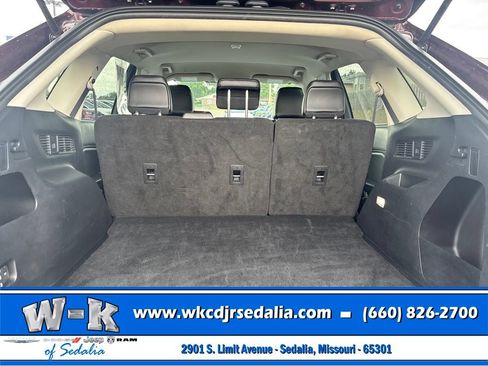 Used 2024 Ford Edge SEL AWD/4WD image 19