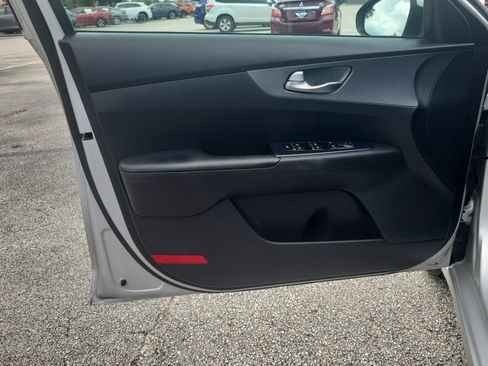 Used 2021 Kia Forte LXS image 10