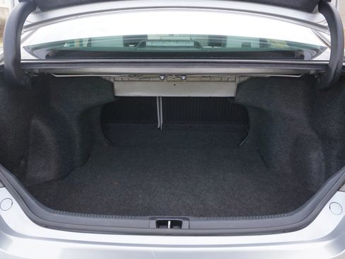 Used 2016 Toyota Camry SE image 13