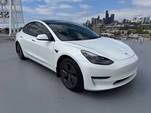 Used 2022 Tesla Model 3 Long Range AWD/4WD image 1