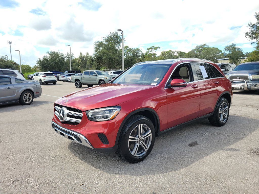 Used 2021 Mercedes-Benz GLC 300 w/ Premium Package image 31