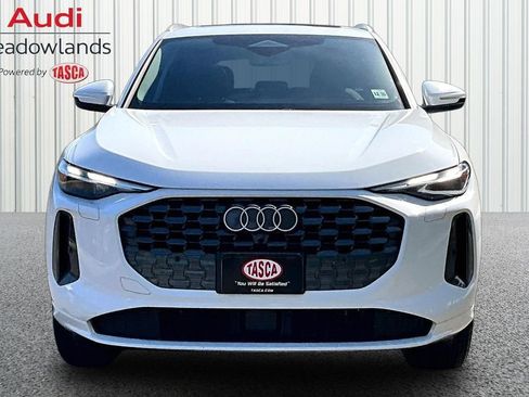 Used 2025 Audi Q5 Premium w/ Convenience Package AWD/4WD image 2