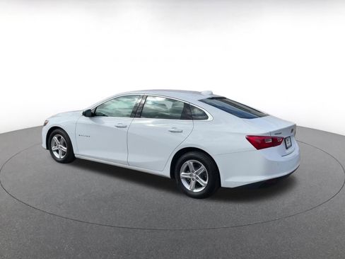Used 2024 Chevrolet Malibu LT image 9