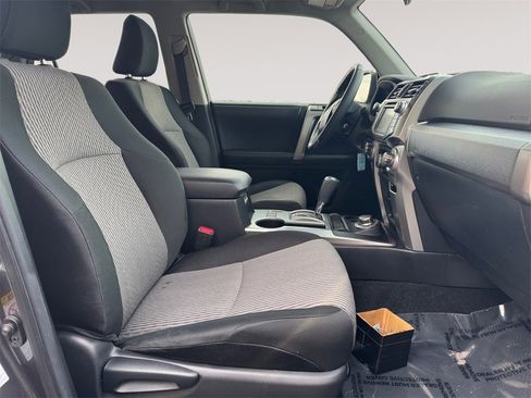 Used 2018 Toyota 4Runner SR5 image 15