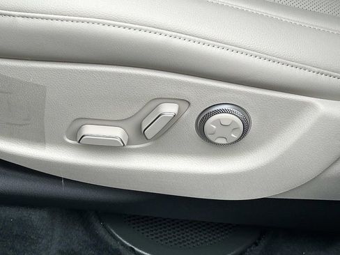 New 2026 Genesis GV80 2.5T Select image 16