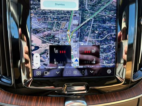 Used 2023 Volvo XC60 B5 Ultimate w/ Protection Package Premier image 40