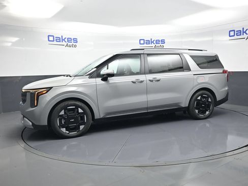 New 2026 Kia Carnival EX FWD image 4