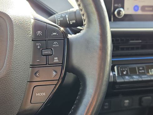 Used 2024 Toyota Prius XLE FWD image 20