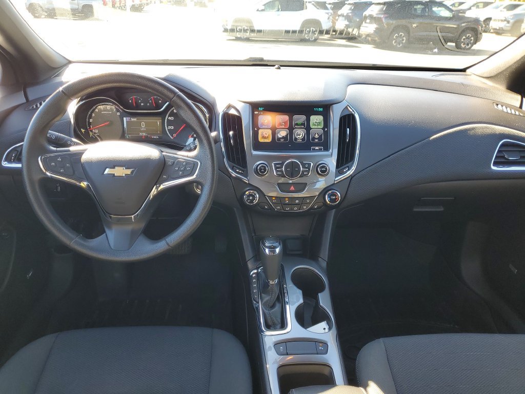 Used 2017 Chevrolet Cruze LT w/ LT True North Edition FWD image 26