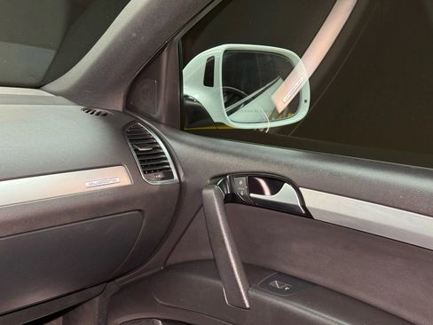 Used 2013 Audi Q7 3.0T S line Prestige w/ S Line Pkg image 33