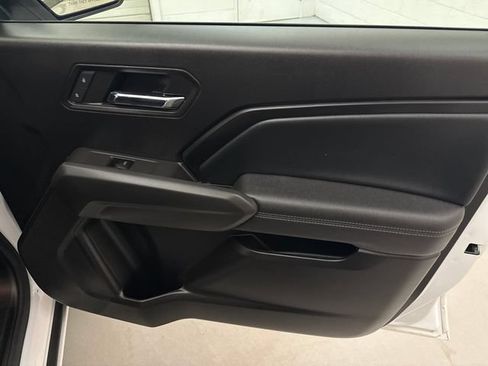 Used 2023 Chevrolet Colorado LT w/ LT Convenience Package III AWD/4WD image 29