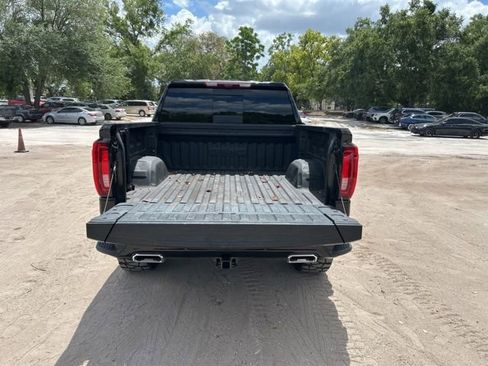 Used 2025 GMC Sierra 1500 AT4 w/ Technology Package image 7