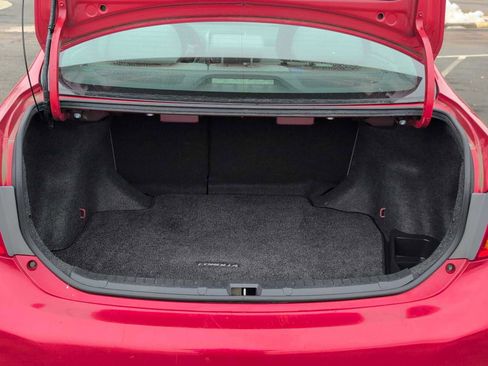 Used 2010 Toyota Corolla image 28