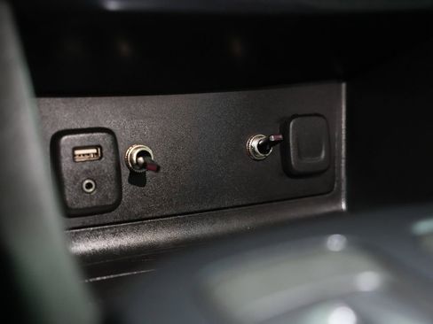 Used 2018 Chevrolet Colorado W/T image 22