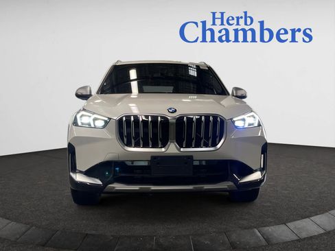 Used 2023 BMW X1 xDrive28i w/ Convenience Package image 2