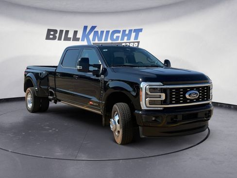 Used 2026 Ford F350 Platinum AWD/4WD image 7