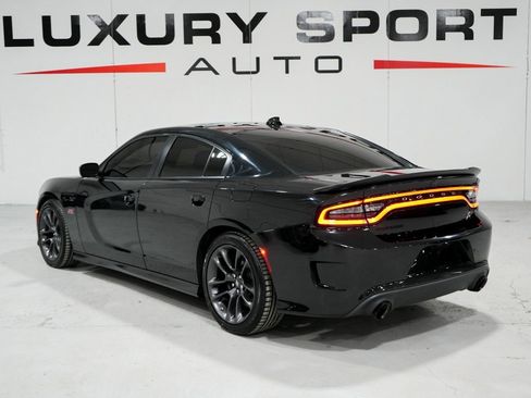 Used 2022 Dodge Charger Scat Pack w/ Plus Group image 3