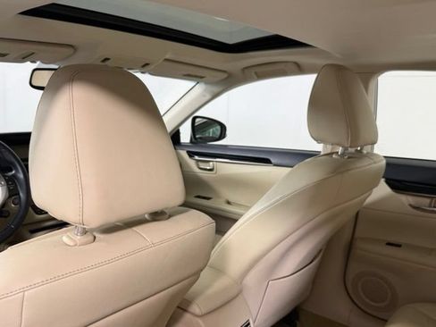 Used 2013 Lexus ES 350 FWD image 24