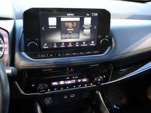 Certified 2023 Nissan Rogue SL w/ SL Premium Package image 20