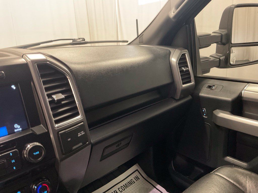 Used 2016 Ford F150 XLT w/ Equipment Group 302A Luxury AWD/4WD image 28