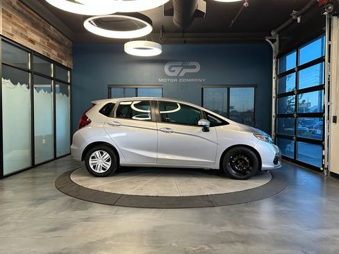 Used 2019 Honda Fit LX image 2