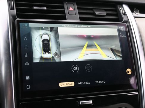 Used 2022 Land Rover Discovery HSE R-Dynamic image 16