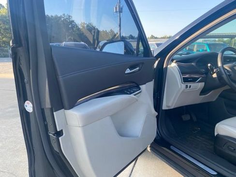Used 2023 Cadillac XT4 Luxury FWD image 20