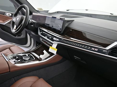 New 2026 BMW X5 xDrive50e AWD/4WD image 20