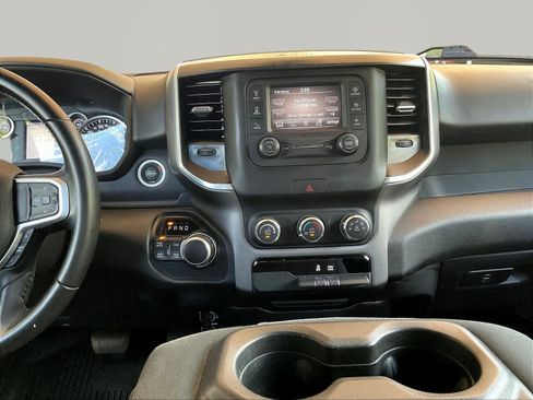 Used 2021 RAM 1500 Big Horn AWD/4WD image 10