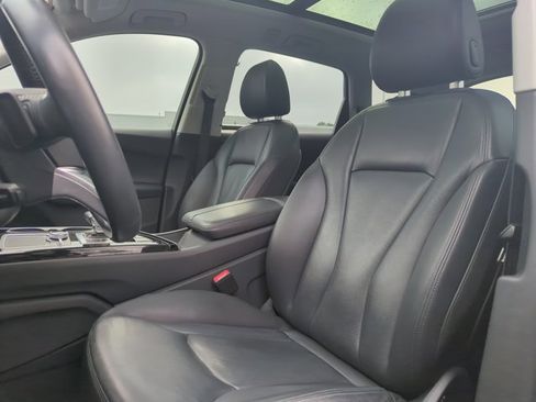 Used 2019 Audi Q7 3.0T Premium Plus w/ Premium Plus Package image 17