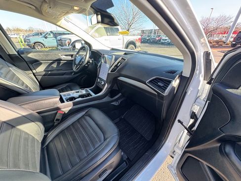 Used 2024 Ford Edge SEL w/ Convenience Package image 15