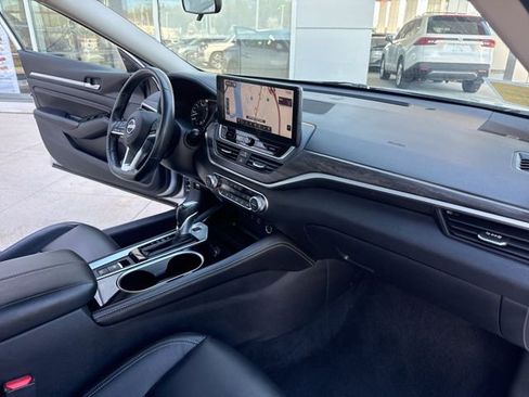 Used 2023 Nissan Altima 2.5 SL image 33