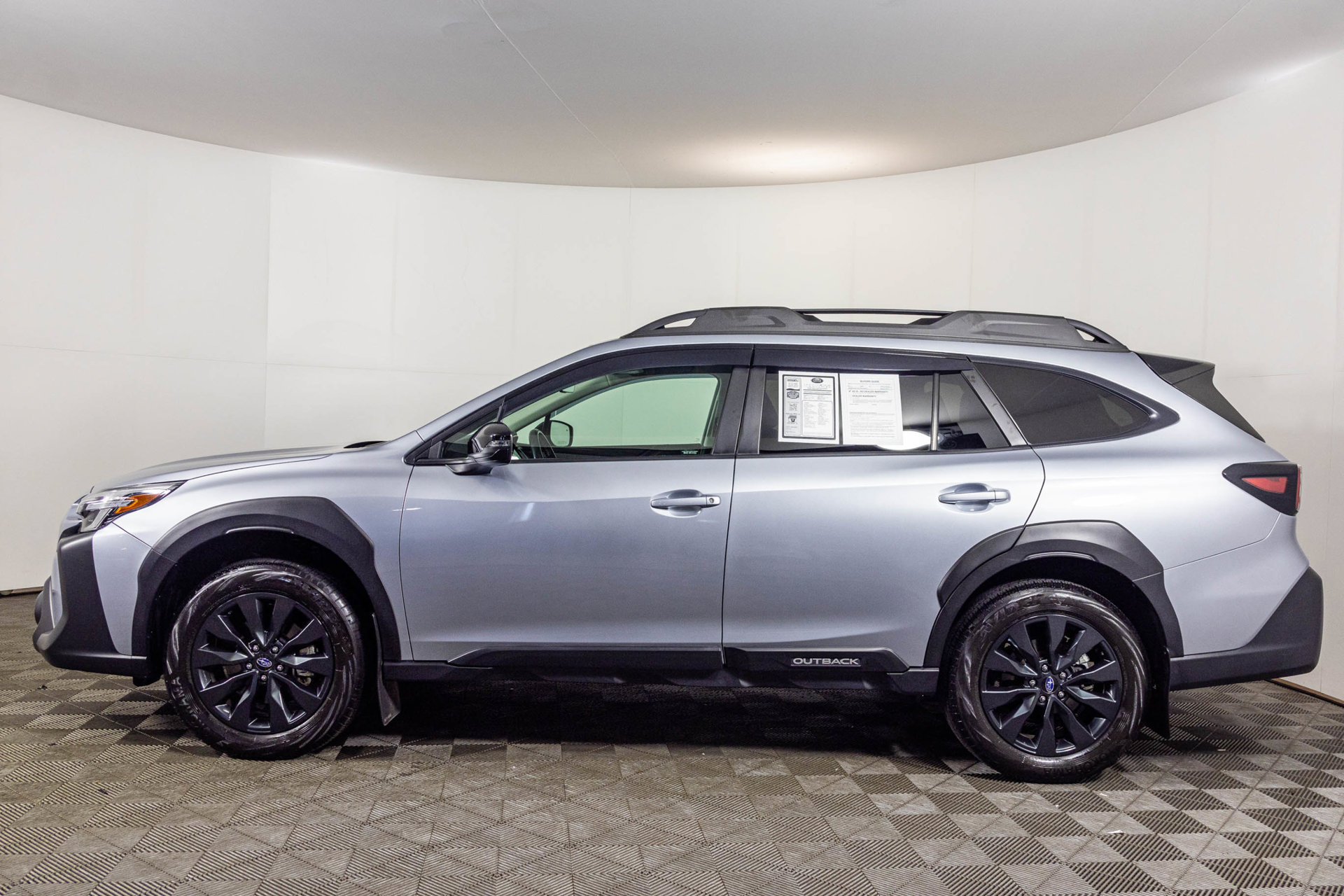 Used 2024 Subaru Outback Onyx Edition AWD/4WD image 23