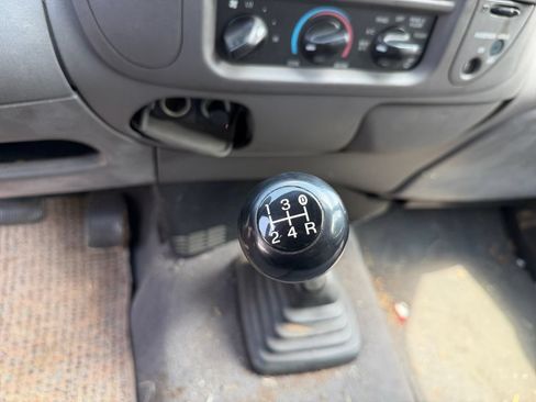 Used 2003 Ford F150 XL RWD image 10